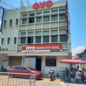 OYO 998 Queen City Hotel George Town